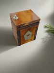 Scrumiera decorativa din lemn masiv – Design vintage si industrial, Handmade [Inchiriere]