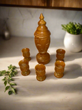 Set decorativ – Pahare si sticla din lemn sculptat, vechi de 40 de ani [Inchiriere]