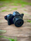 Aparat foto Canon EOS R50 – Disponibil pentru sedinte in studio [Inchiriere]